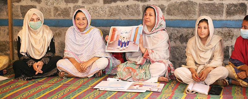Women learning in Pakistan