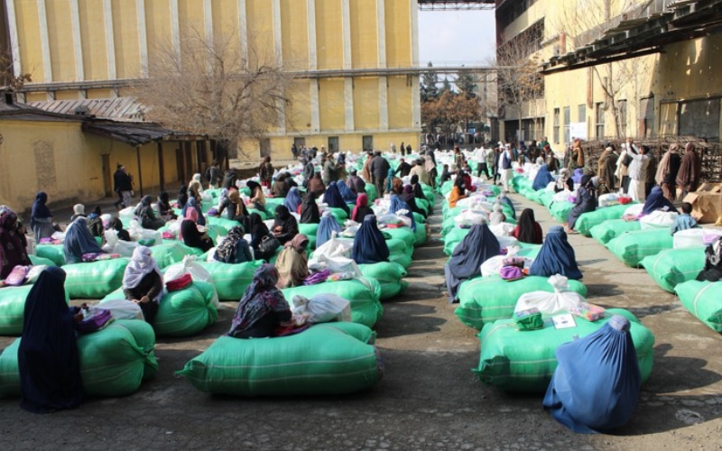 Families receiving emergency kits