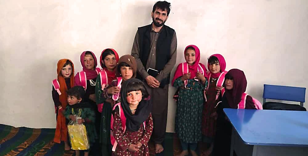 Children in Afghan Home School