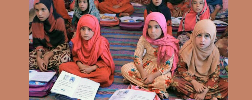 Afghan students in class